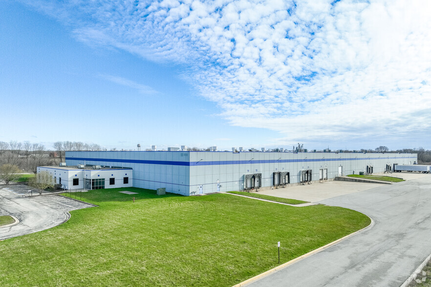 Primary Photo Of 1222-1236 Crosslink Pky, Belvidere Warehouse For Lease