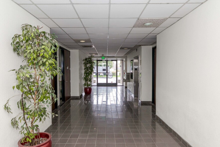 More Photos Of 6520 Irwindale Ave, Irwindale Medical For Sale