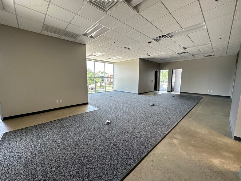 More Photos Of 8399 Westview Dr, Houston Office For Lease