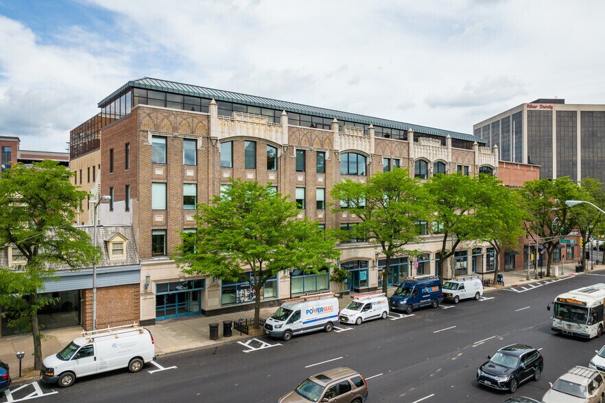 More Photos Of 10 N Park Pl, Morristown Office For Lease