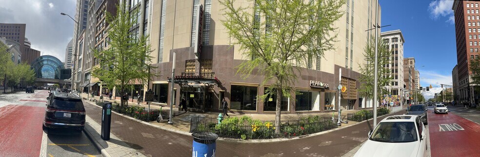 More Photos Of 2 N Meridian St, Indianapolis Office For Lease