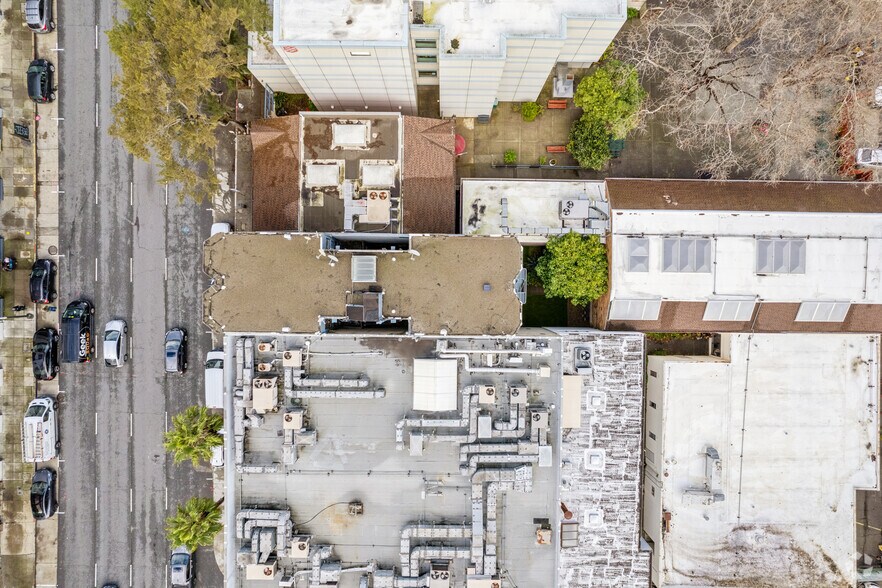 More Photos Of 449 & 451 9th St, San Francisco Apartments For Sale