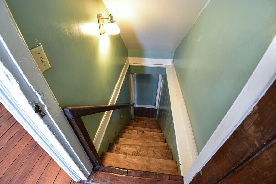 More Photos Of 2606 8th St, Tuscaloosa Office For Sale