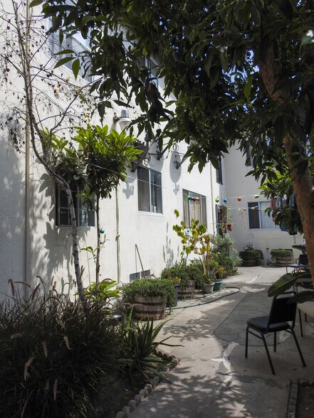 More Photos Of 234 S Normandie Ave, Los Angeles Apartments For Sale