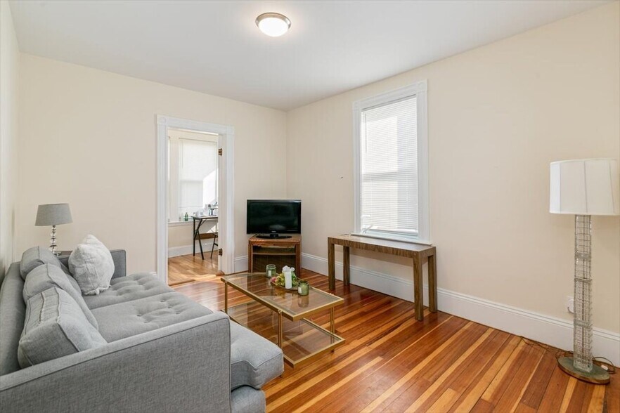 More Photos Of 412 Cabot St, Beverly Apartments For Sale