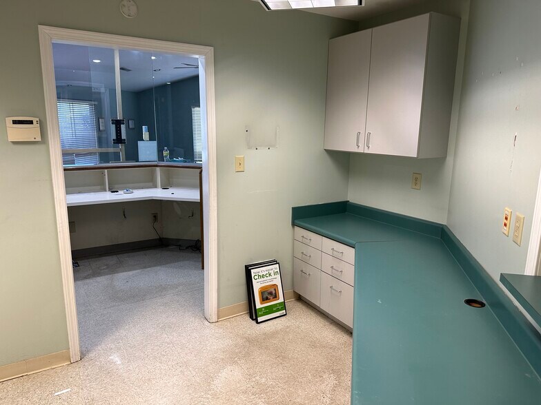 More Photos Of 1501 Shorter Ave SW, Rome Office For Lease
