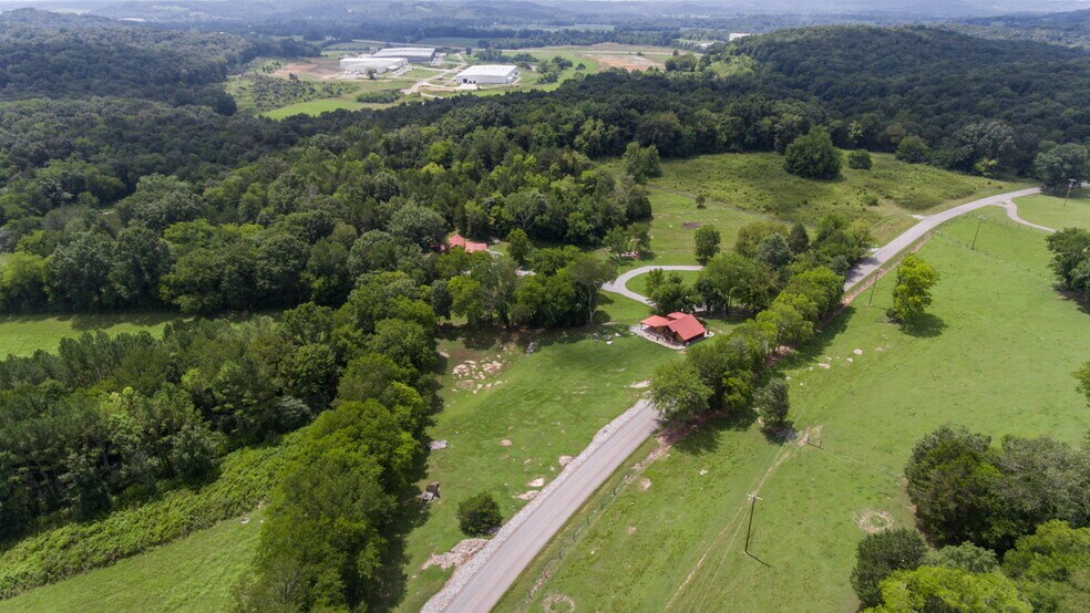 More Photos Of 177 Providence Rd, Fayetteville Specialty For Sale