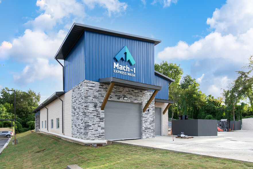 Primary Photo Of 420 Fieldstown Rd, Gardendale Carwash For Sale