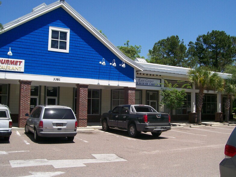 More Photos Of 3365 S Morgans Point Rd, Mount Pleasant Unknown For Lease