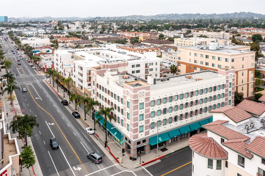 More Photos Of 301-317 W Main St, Alhambra Office For Lease