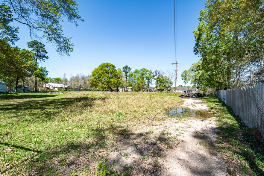 More Photos Of 20110 FM 1485 Rd, New Caney General Retail For Sale