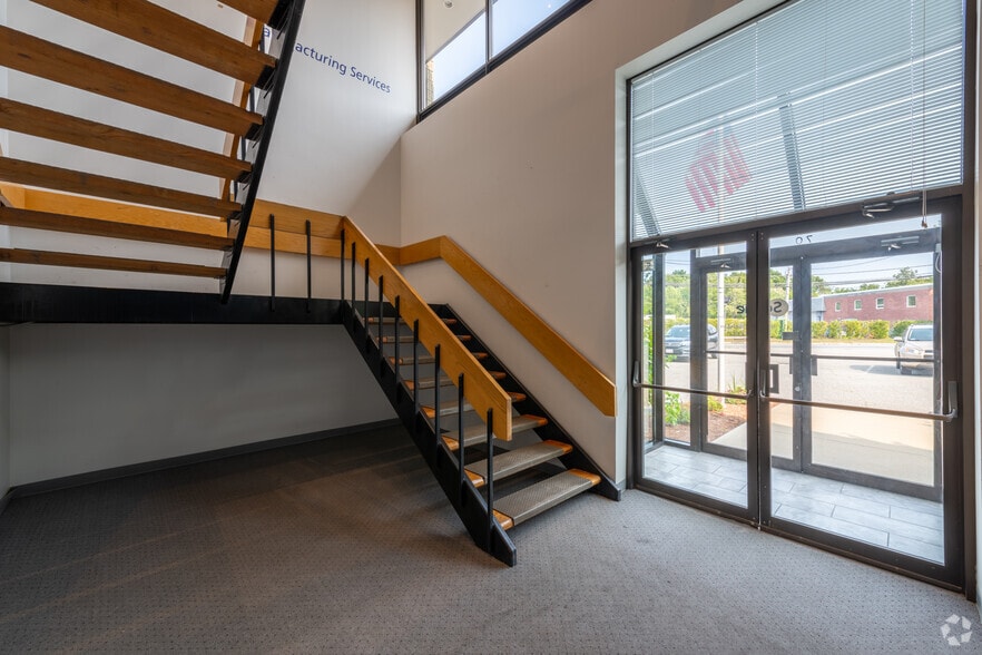 More Photos Of 70 Industrial Ave E, Lowell Research And Development For Lease