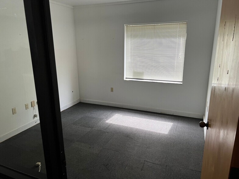 More Photos Of 455 6th St NW, Winter Haven Office For Lease