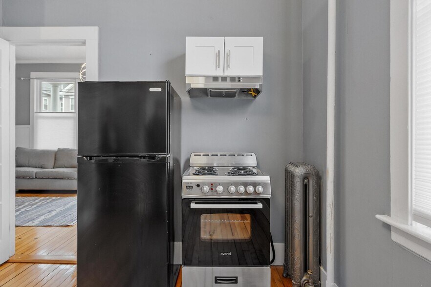 More Photos Of 1 Foster St, Pepperell Apartments For Sale