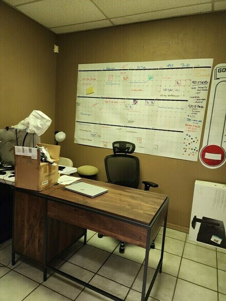 More Photos Of 3102 Los Arboles NE ave, Albuquerque Industrial For Sale