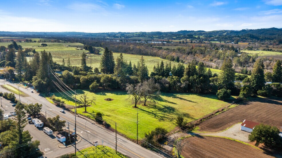 More Photos Of 13255 Healdsburg Ave, Healdsburg Land For Sale