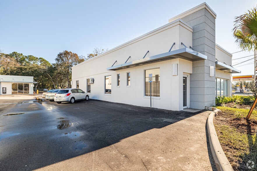 More Photos Of 7035 Philips Hwy, Jacksonville Unknown For Lease