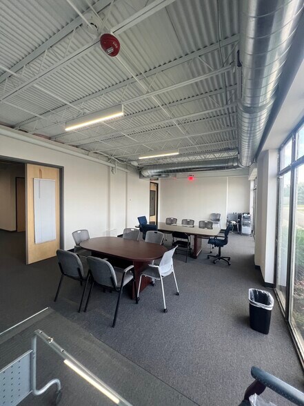 More Photos Of 1119 N Keystone Way, Carmel Medical For Lease