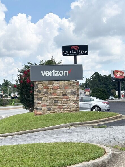 More Photos Of 3130 Highway 5, Douglasville Storefront For Lease