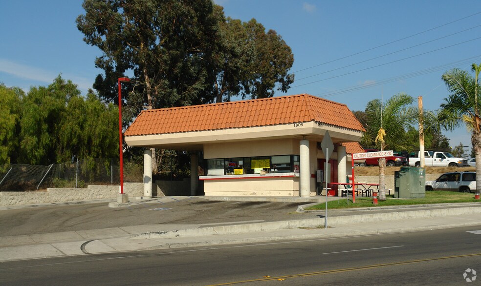 More Photos Of 1805 Hacienda Dr, Vista Fast Food For Lease