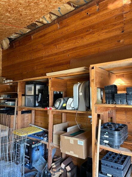 More Photos Of 451 N 11th St, Montague Warehouse For Sale
