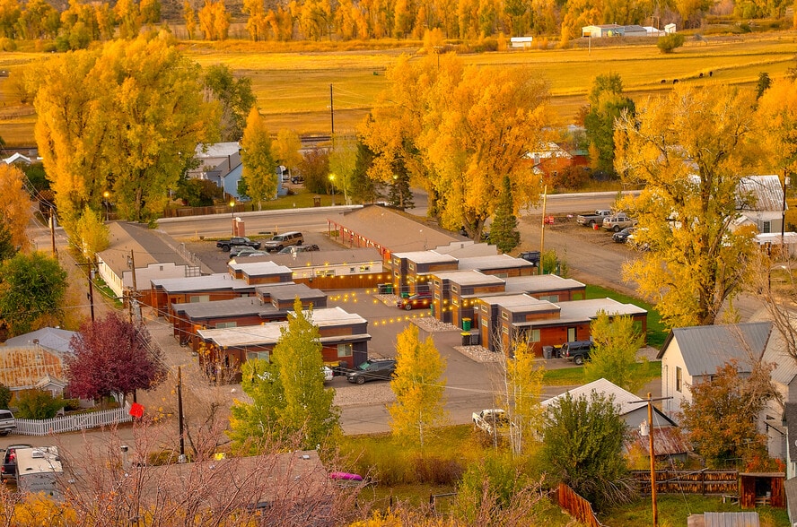 Primary Photo Of 280 E Washington Ave, Hayden Apartments For Sale