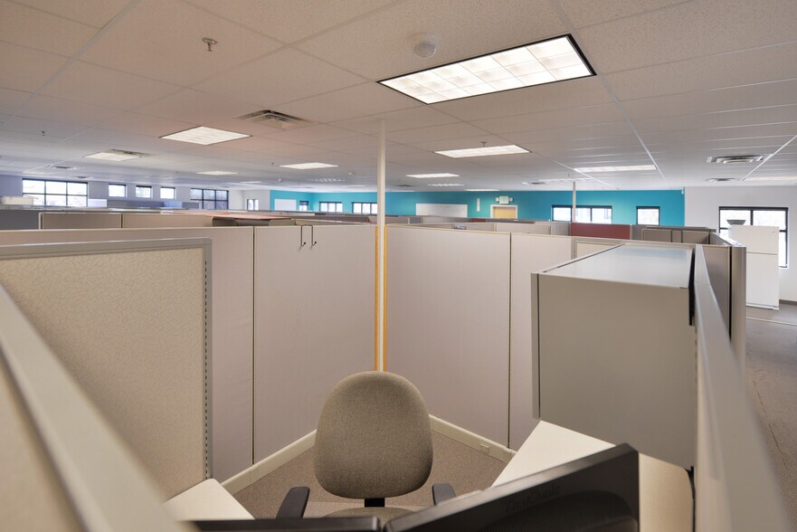 More Photos Of 2002 Caribou Dr, Fort Collins Office For Sale
