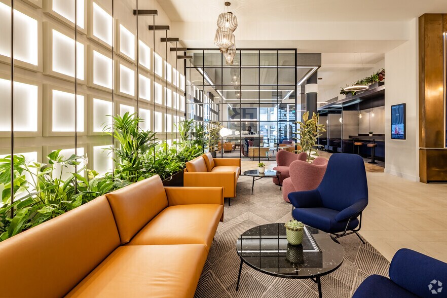 More Photos Of 56 Oxford St, Manchester Office For Lease