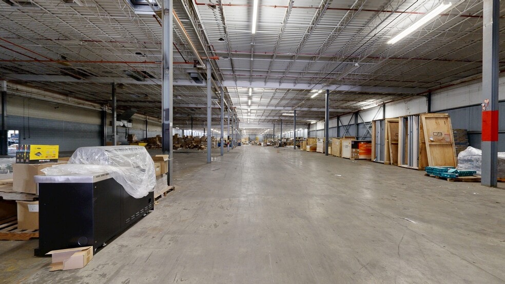 More Photos Of 1333 Belfast Ave, Columbus Warehouse For Sale
