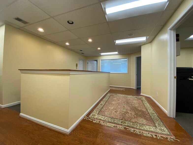 More Photos Of 5052-5054 Dorsey Hall Dr, Ellicott City Medical For Sale