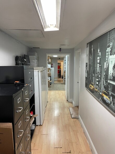 More Photos Of 120 E 36th St, New York Medical For Sale