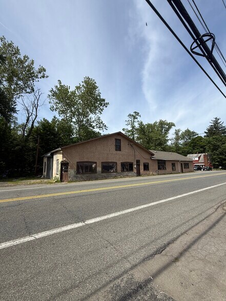 More Photos Of 276 Hamburg Tpke, Riverdale Industrial For Sale