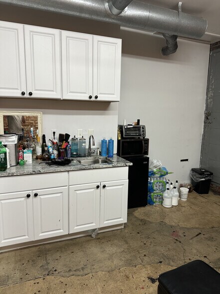 More Photos Of 2112 Morris Ave, Birmingham Office For Lease