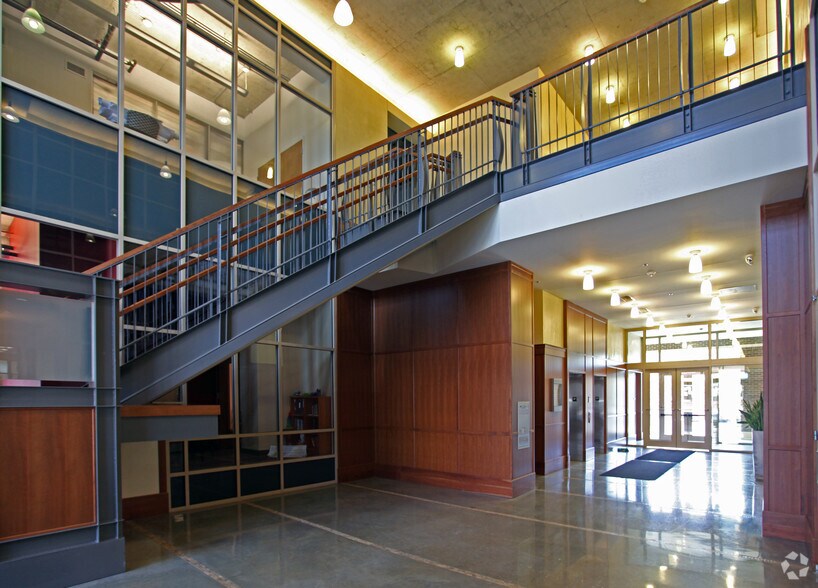 More Photos Of 718-730 New Hampshire St, Lawrence Apartments For Lease