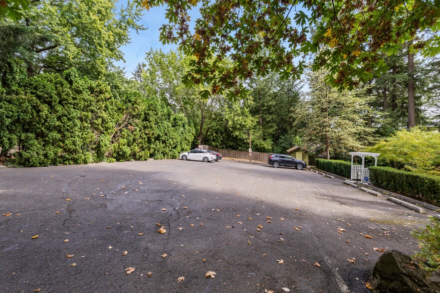 More Photos Of 7303 SW Beaverton Hillsdale Hwy, Portland Medical For Sale