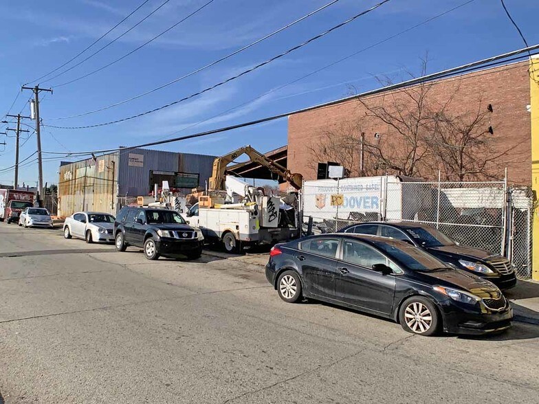 More Photos Of 2254 Castor Ave, Philadelphia Auto Repair For Sale