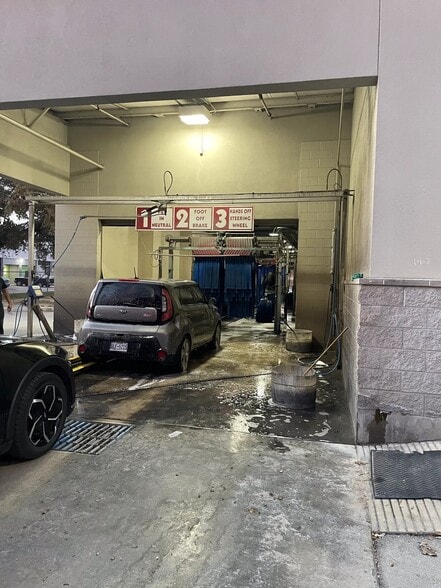 More Photos Of 166 N Loop 1604 E, San Antonio Storefront Retail Office For Sale