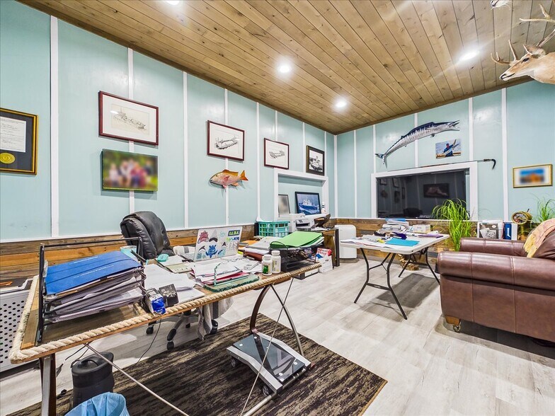 More Photos Of 100 Pilothouse Ct, Palatka Multifamily For Sale