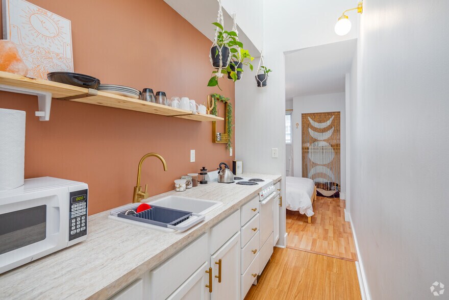 More Photos Of 415 Humphreys St, Nashville Apartments For Sale