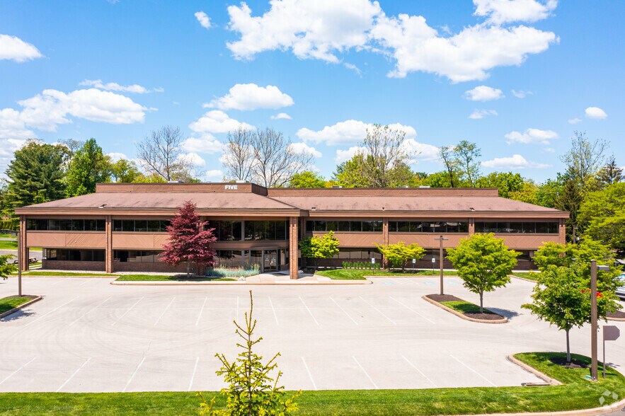 More Photos Of 300 Welsh Rd, Horsham Township Medical For Lease