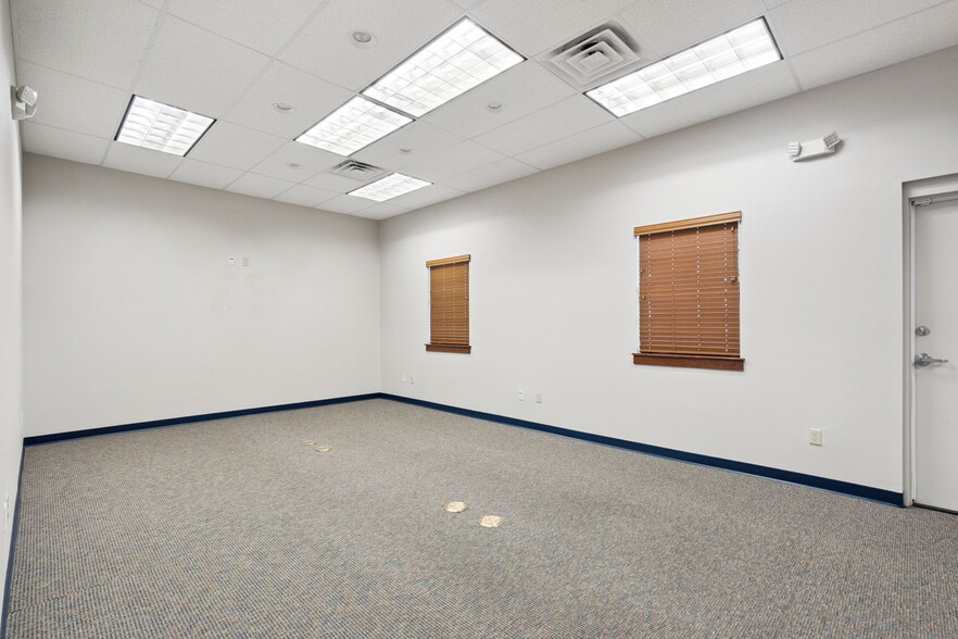 More Photos Of , Longwood Office For Sale
