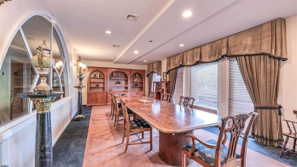 More Photos Of 301-305 Central Ave, Egg Harbor Township Medical For Lease