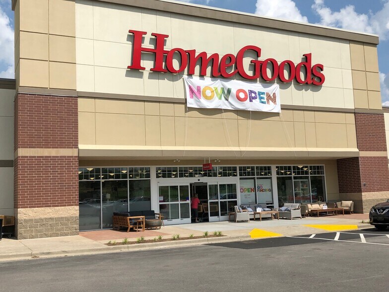 More Photos Of 2027-2185 Barnes Mill Rd, Richmond Unknown For Lease