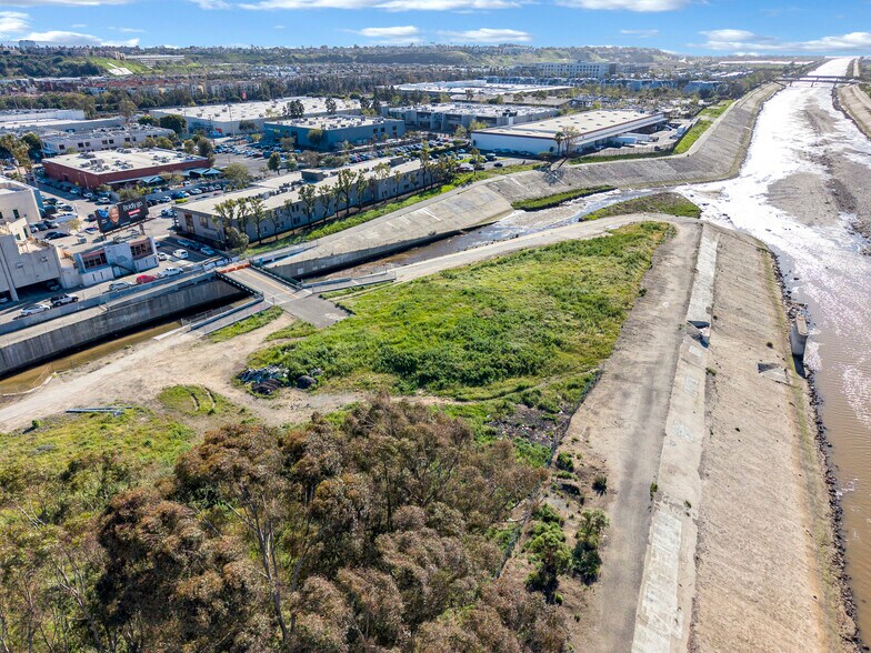 More Photos Of 5000 S Beethoven St, Los Angeles Land For Lease