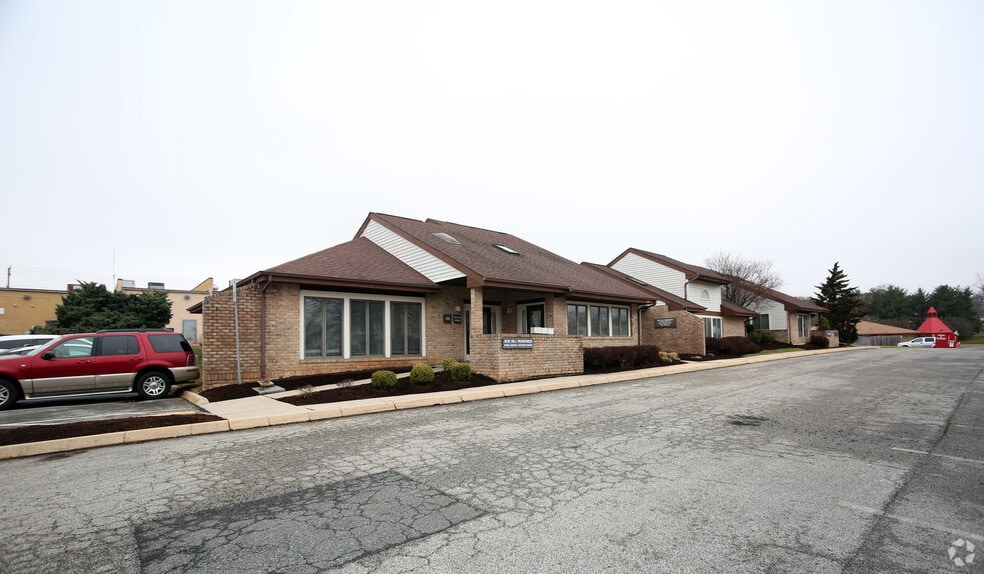 Primary Photo Of 49-59 Kensington Pky, Abingdon Office For Lease