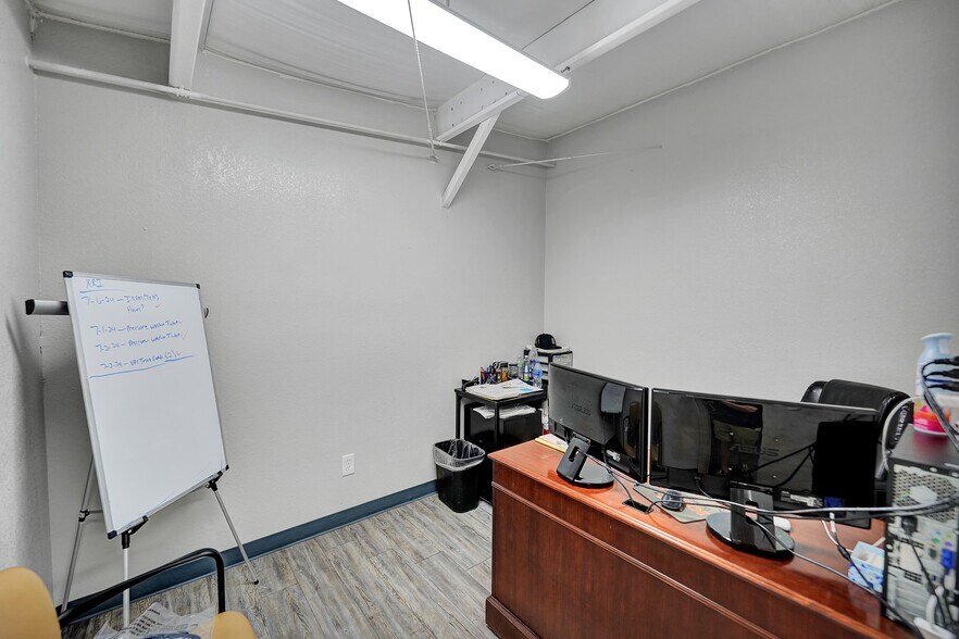 More Photos Of 2500 S Crane, Odessa Warehouse For Sale