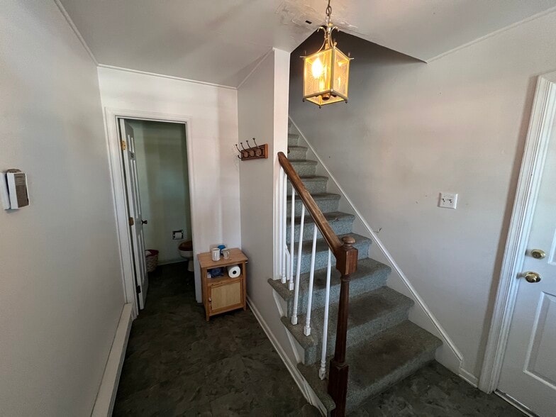 More Photos Of 1020 Pottstown Pike, Chester Springs Office For Sale