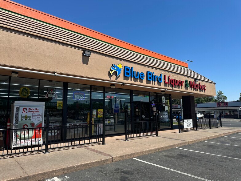 More Photos Of 2540 Esplanade, Chico Storefront For Lease