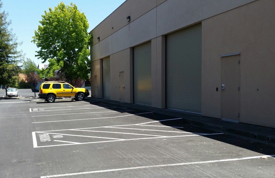 More Photos Of 5420 State Farm Dr, Rohnert Park Light Manufacturing For Lease