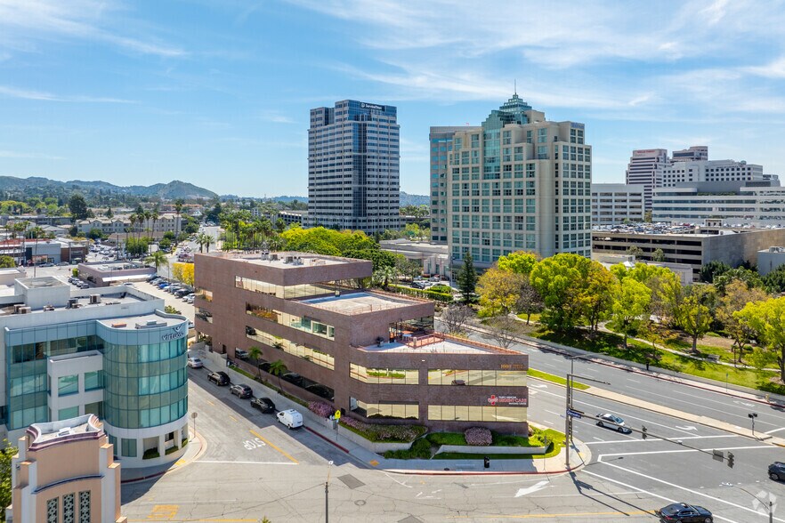 More Photos Of 1000 N Central Ave, Glendale Office For Lease